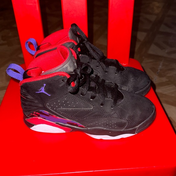 Jordans, red, black and purple size 1Y - Picture 3 of 7
